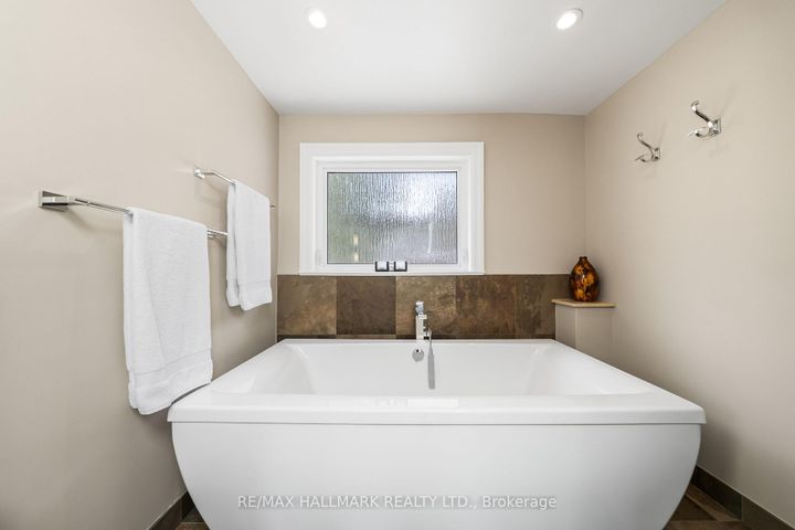 Photo 26 at 102 Banstock Drive, Steeles, Toronto