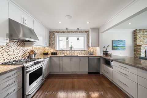 Photo 9 at 102 Banstock Drive, Steeles, Toronto