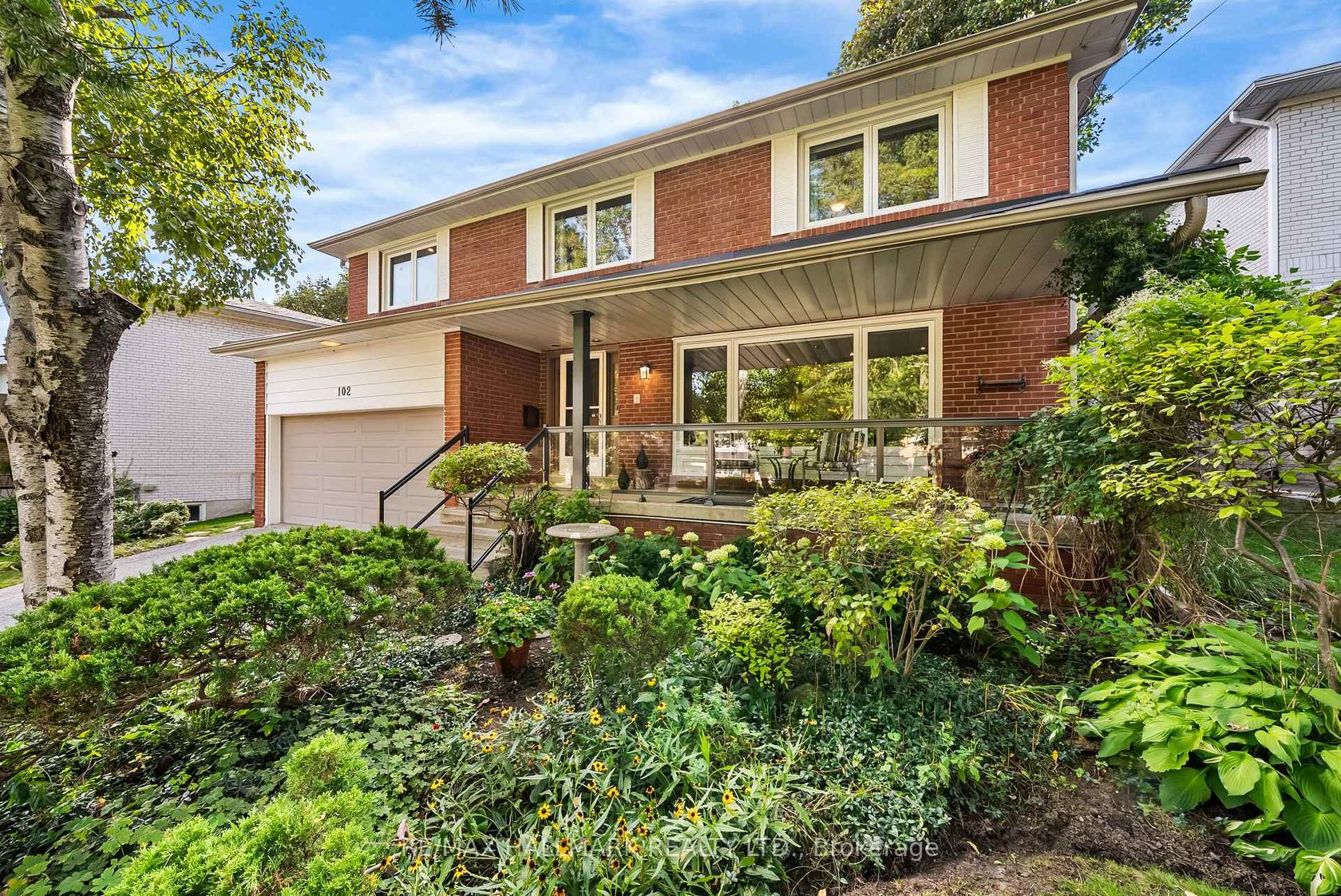 102 Banstock Drive, Steeles, Toronto by Loree Meneguzzi Real Estate 102 Banstock Drive, Steeles, Toronto