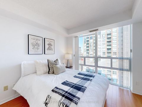 Photo 20 at 1002 - 7 Michael Power Place, City Centre West, Toronto