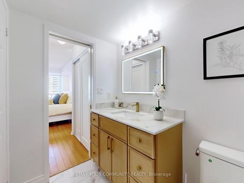 Photo 24 at 1002 - 7 Michael Power Place, City Centre West, Toronto