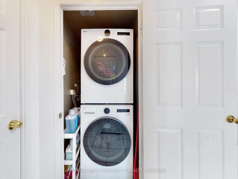 Photo 25 at 1002 - 7 Michael Power Place, City Centre West, Toronto