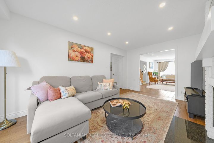 Photo 1 at 54 Braeburn Drive, Willowbrook, Markham