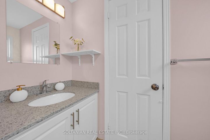 Photo 21 at 54 Braeburn Drive, Willowbrook, Markham