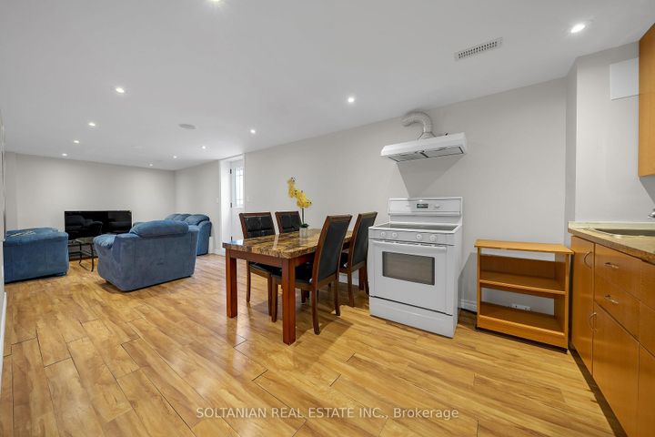 Photo 29 at 54 Braeburn Drive, Willowbrook, Markham