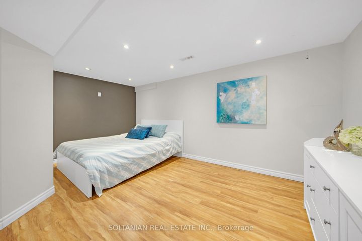 Photo 33 at 54 Braeburn Drive, Willowbrook, Markham