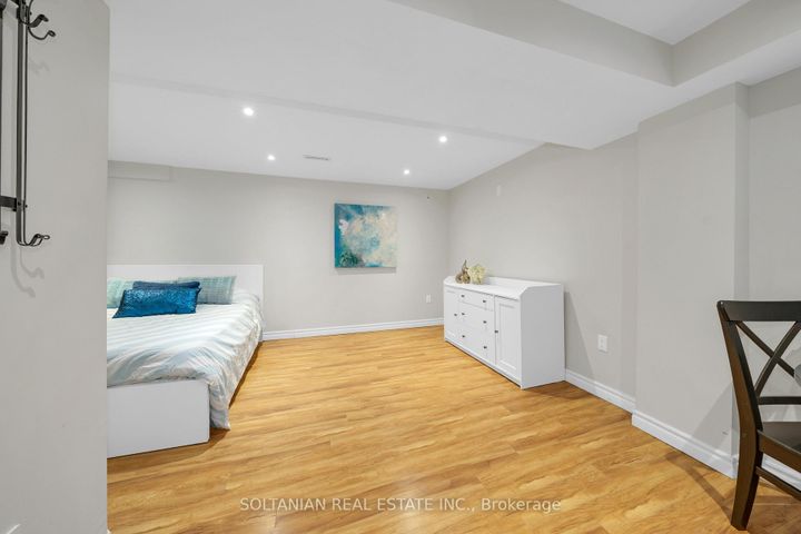 Photo 34 at 54 Braeburn Drive, Willowbrook, Markham