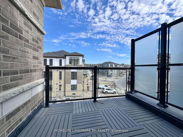 Photo 24 at 10 RUSSEL WICE Avenue, Rural Richmond Hill, Richmond Hill