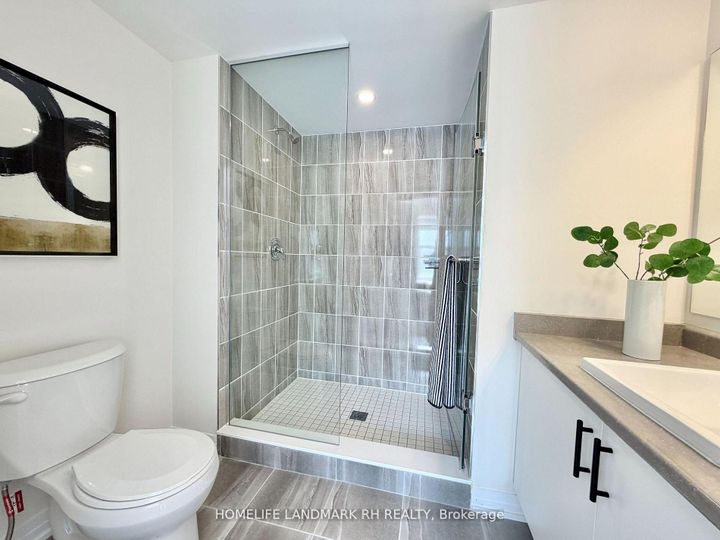 Photo 32 at 10 RUSSEL WICE Avenue, Rural Richmond Hill, Richmond Hill