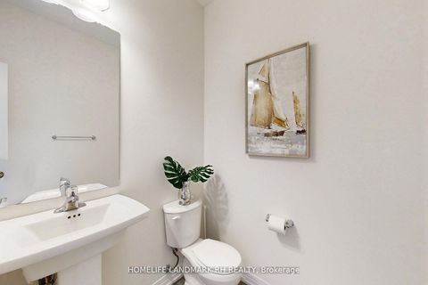 Photo 15 at 10 RUSSEL WICE Avenue, Rural Richmond Hill, Richmond Hill