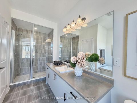 Photo 26 at 10 RUSSEL WICE Avenue, Rural Richmond Hill, Richmond Hill