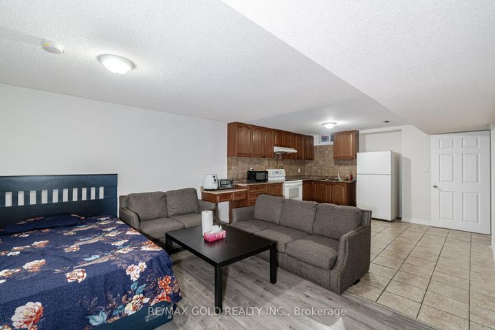 Photo 4 at 29 Ocean Ridge Drive, Wellington, Brampton