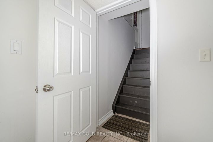 Photo 10 at 29 Ocean Ridge Drive, Wellington, Brampton