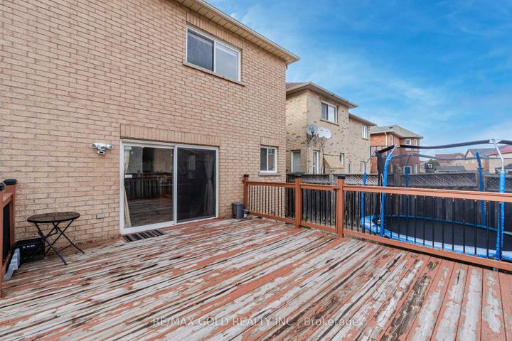 Photo 11 at 29 Ocean Ridge Drive, Wellington, Brampton