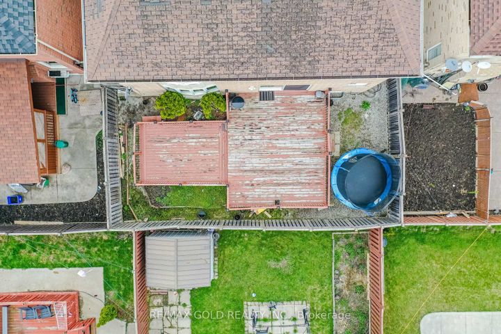 Photo 14 at 29 Ocean Ridge Drive, Wellington, Brampton