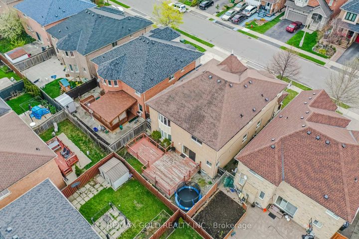 Photo 15 at 29 Ocean Ridge Drive, Wellington, Brampton