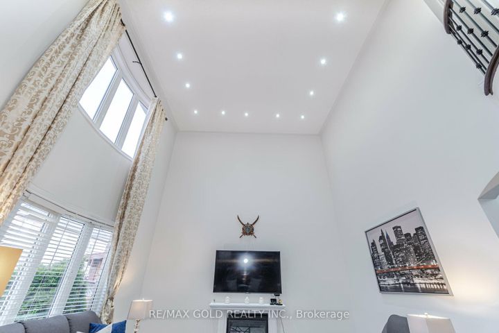 Photo 19 at 29 Ocean Ridge Drive, Wellington, Brampton