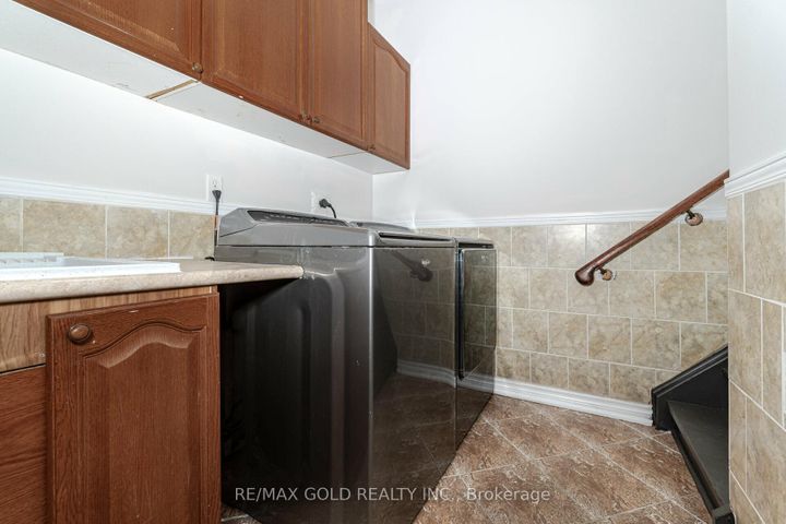 Photo 23 at 29 Ocean Ridge Drive, Wellington, Brampton