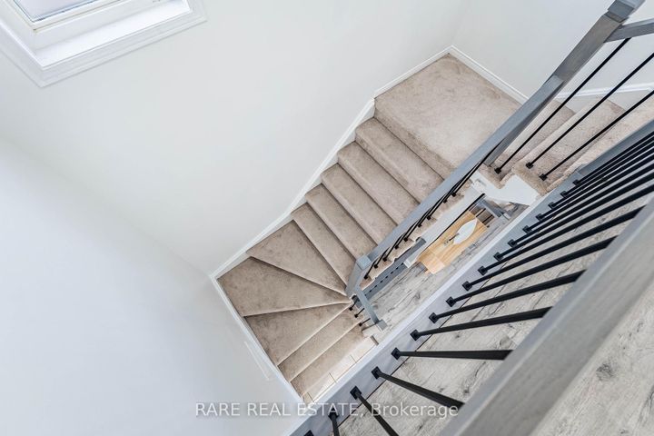 Photo 22 at 28 - 60 Fairwood Circle, Wellington, Brampton