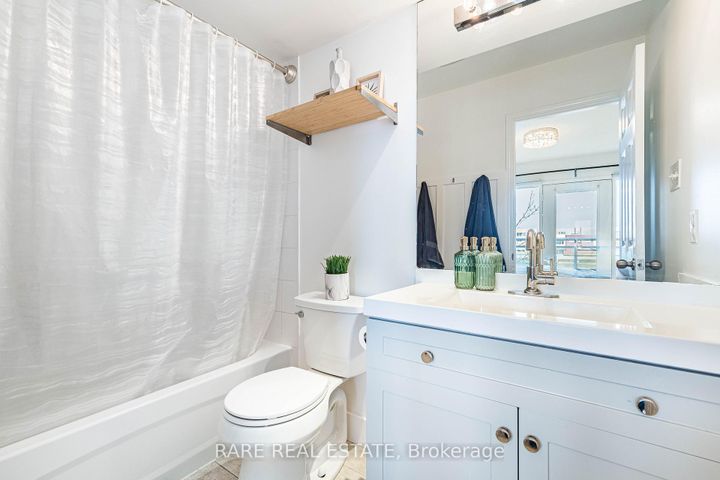 Photo 29 at 28 - 60 Fairwood Circle, Wellington, Brampton