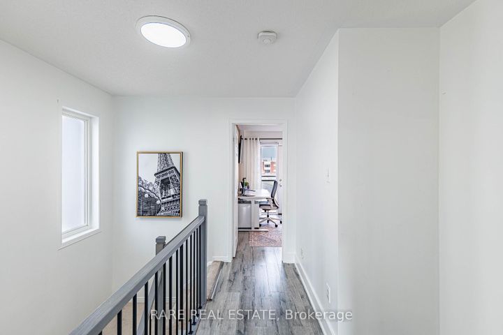 Photo 30 at 28 - 60 Fairwood Circle, Wellington, Brampton