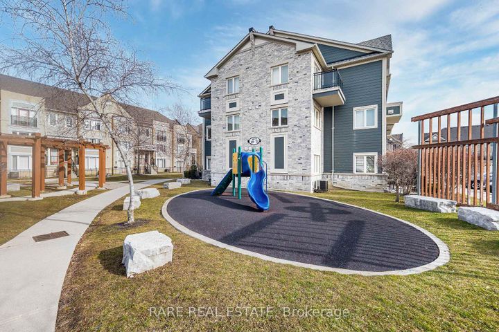 Photo 43 at 28 - 60 Fairwood Circle, Wellington, Brampton