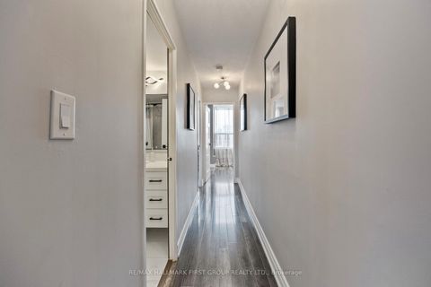 Photo 27 at 1508 - 5 Vicora Linkway, Flemingdon Park, Toronto