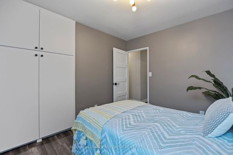 Photo 34 at 1508 - 5 Vicora Linkway, Flemingdon Park, Toronto