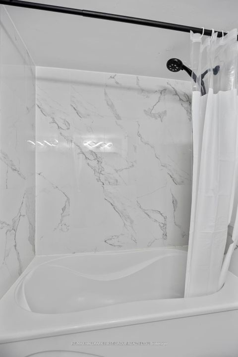 Photo 37 at 1508 - 5 Vicora Linkway, Flemingdon Park, Toronto