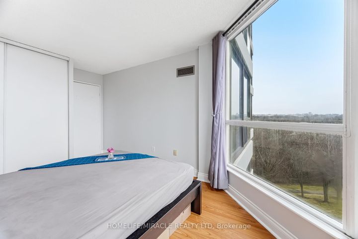 Photo 31 at 502 - 1 Rowntree Road, Jamestown, Toronto