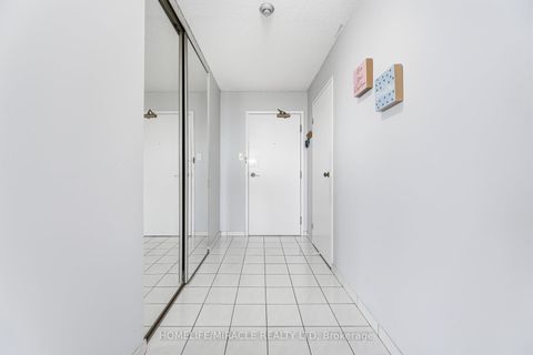 Photo 7 at 502 - 1 Rowntree Road, Jamestown, Toronto