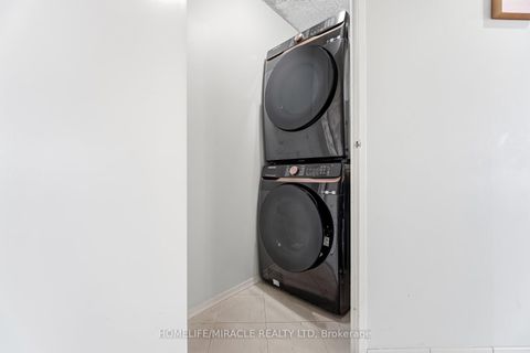 Photo 33 at 502 - 1 Rowntree Road, Jamestown, Toronto