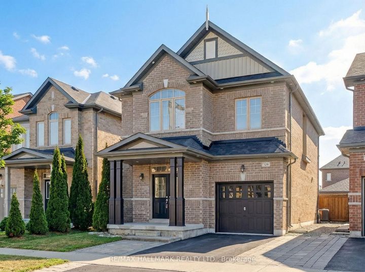 Photo 2 at 126 Killington Avenue, Kleinburg, Vaughan