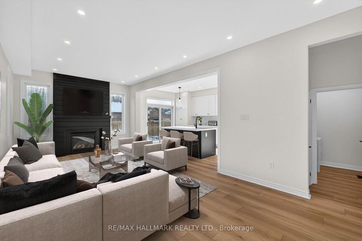 Photo 8 at 126 Killington Avenue, Kleinburg, Vaughan