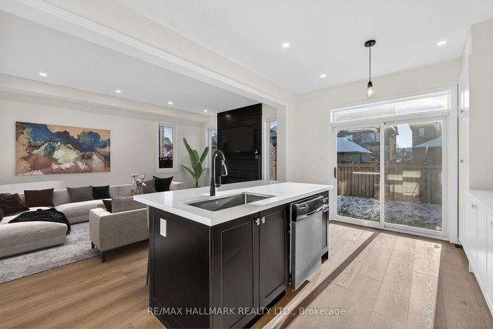 Photo 14 at 126 Killington Avenue, Kleinburg, Vaughan