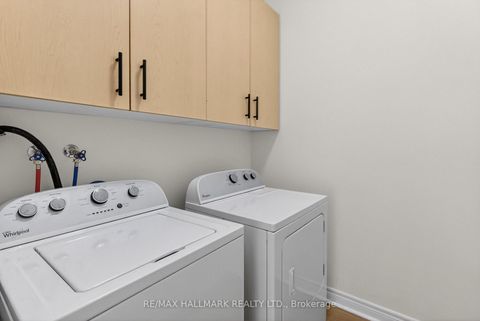 Photo 16 at 126 Killington Avenue, Kleinburg, Vaughan