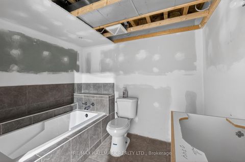 Photo 31 at 126 Killington Avenue, Kleinburg, Vaughan