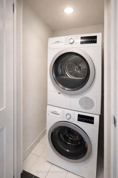 Photo 13 at 1504 - 2181 Yonge Street, Mount Pleasant West, Toronto