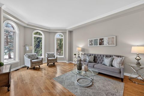 Photo 8 at 290 Binns Avenue, Glenway Estates, Newmarket