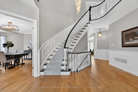 Photo 10 at 290 Binns Avenue, Glenway Estates, Newmarket