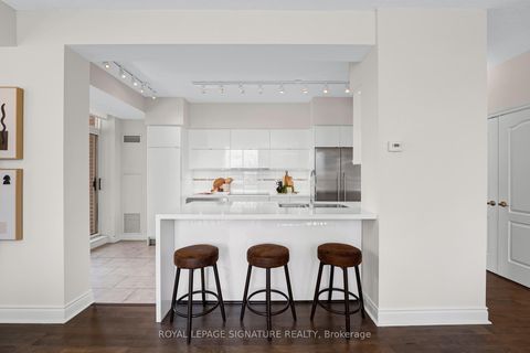 Photo 6 at 403 - 1105 Leslie Street, Don Mills, Toronto