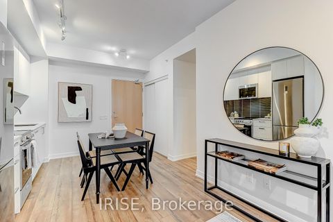 Photo 4 at 716 - 1787 St Clair Avenue W, Pellam Park, Toronto