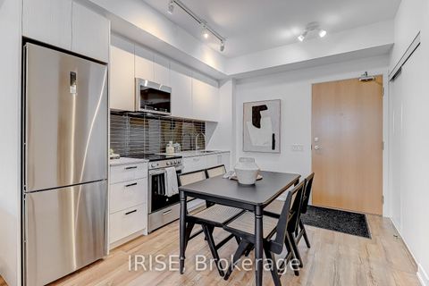 Photo 5 at 716 - 1787 St Clair Avenue W, Pellam Park, Toronto