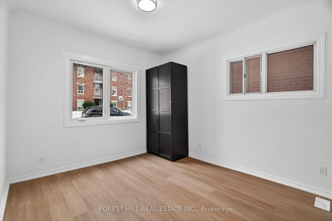 Photo 8 at 7 Ellsworth Avenue, Wychwood, Toronto