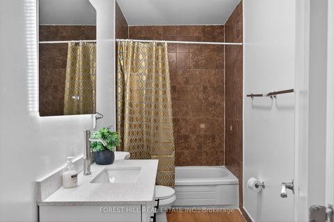 Photo 10 at 7 Ellsworth Avenue, Wychwood, Toronto