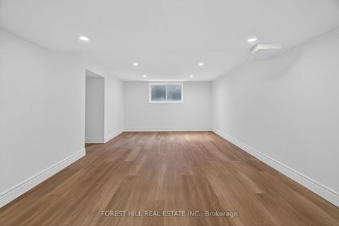 Photo 34 at 7 Ellsworth Avenue, Wychwood, Toronto