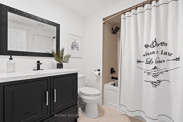 Photo 14 at 2685 Los Palmas Court, Meadowvale, Mississauga