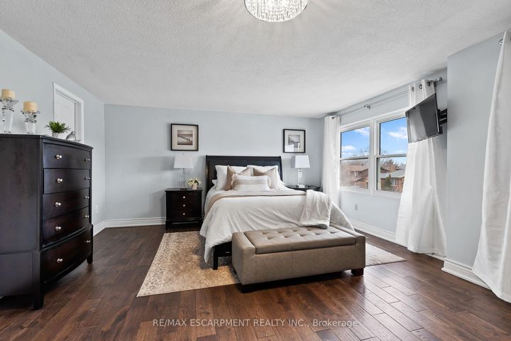 Photo 15 at 2685 Los Palmas Court, Meadowvale, Mississauga