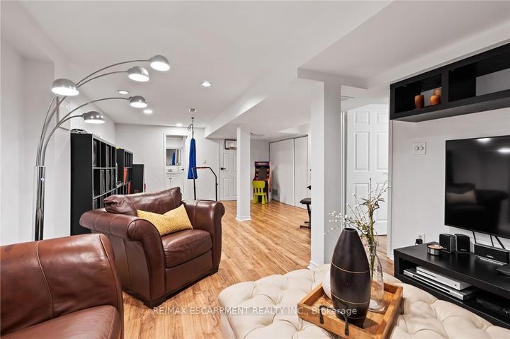 Photo 20 at 2685 Los Palmas Court, Meadowvale, Mississauga