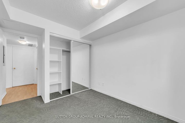 Photo 17 at 52 - 2265 Bur Oak Avenue, Greensborough, Markham